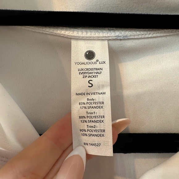 NWT Yogalicious Half Zip Jacket - Picture 5 of 6